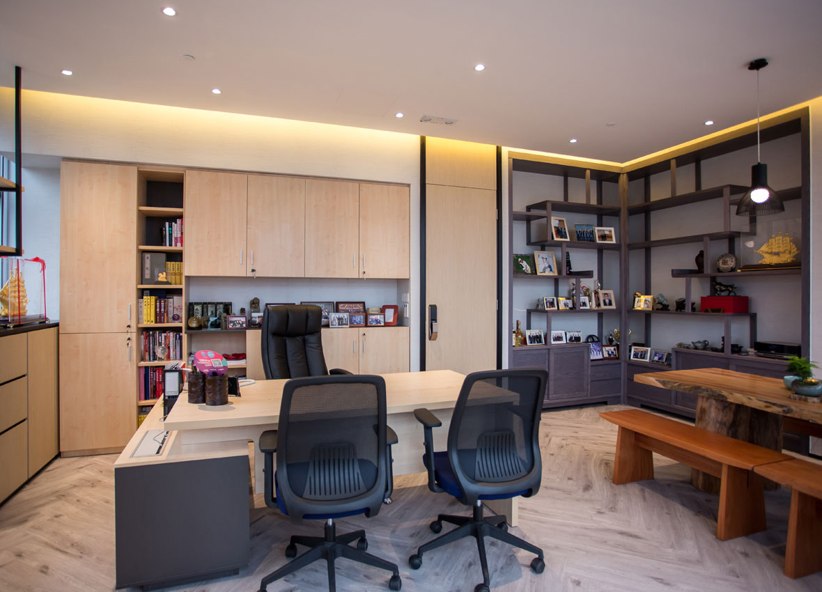 Royal Deluxe Holdings Headquarter