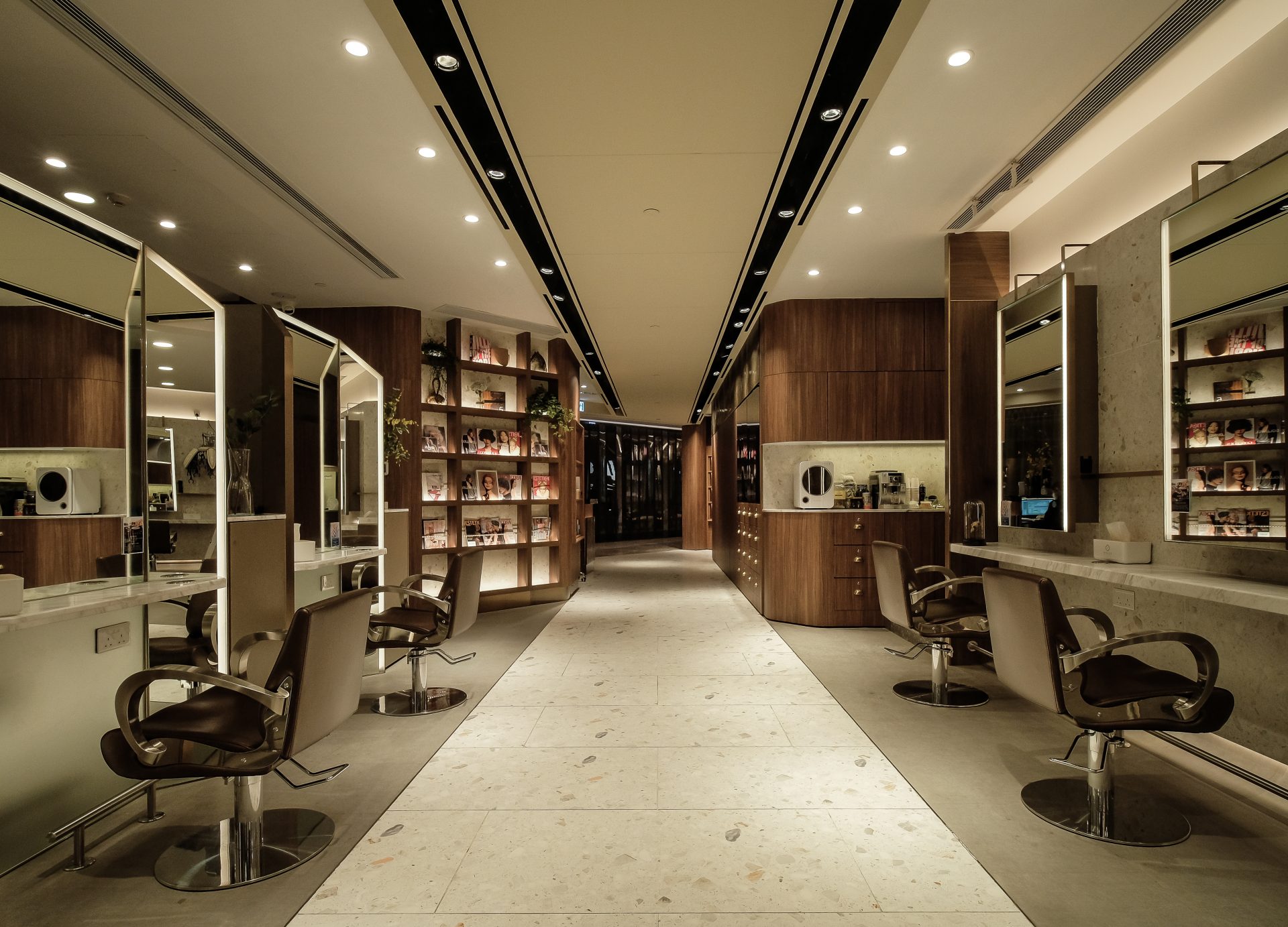 Salon M Plus