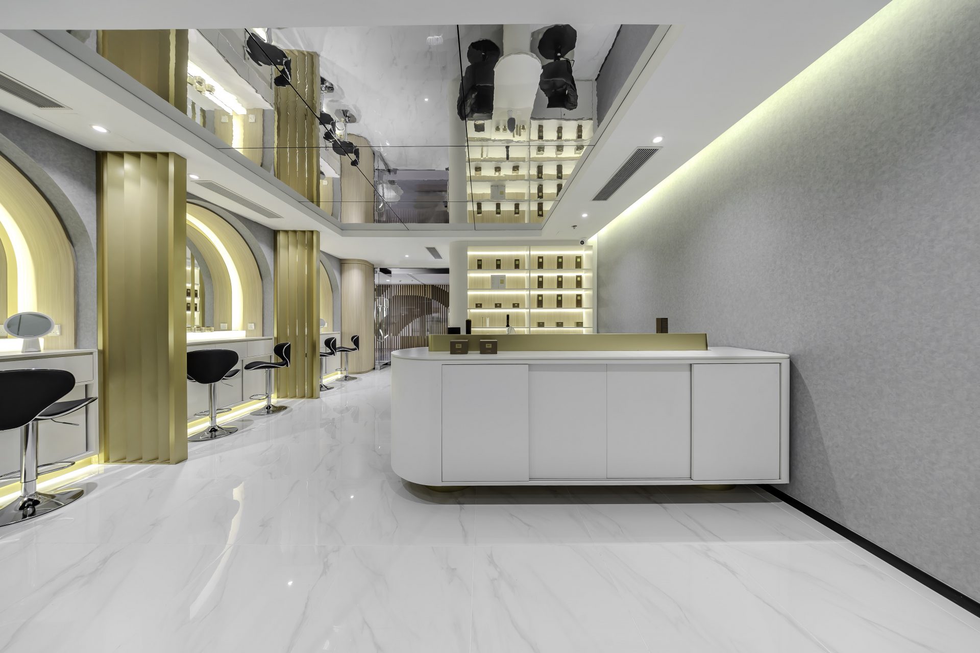 Lux Boutique